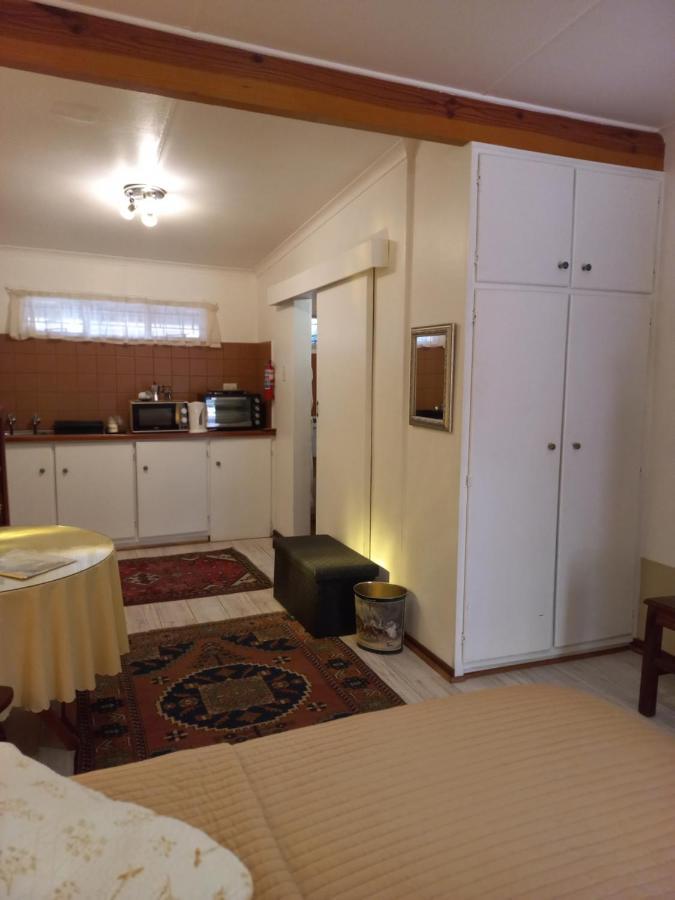 A La Fugue Hotel Upington Exterior photo