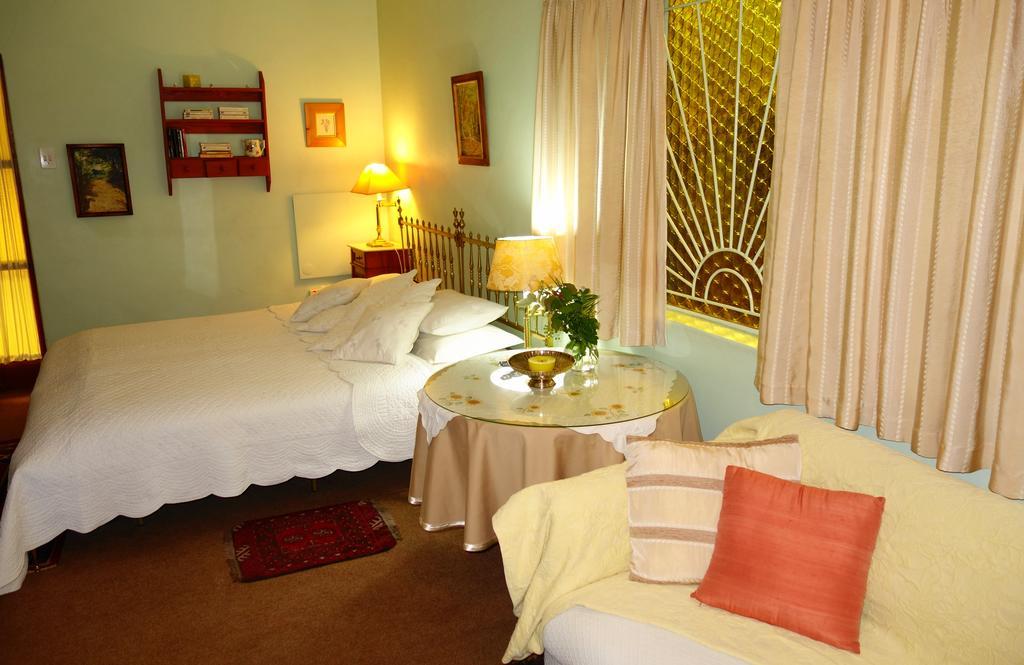 A La Fugue Hotel Upington Exterior photo