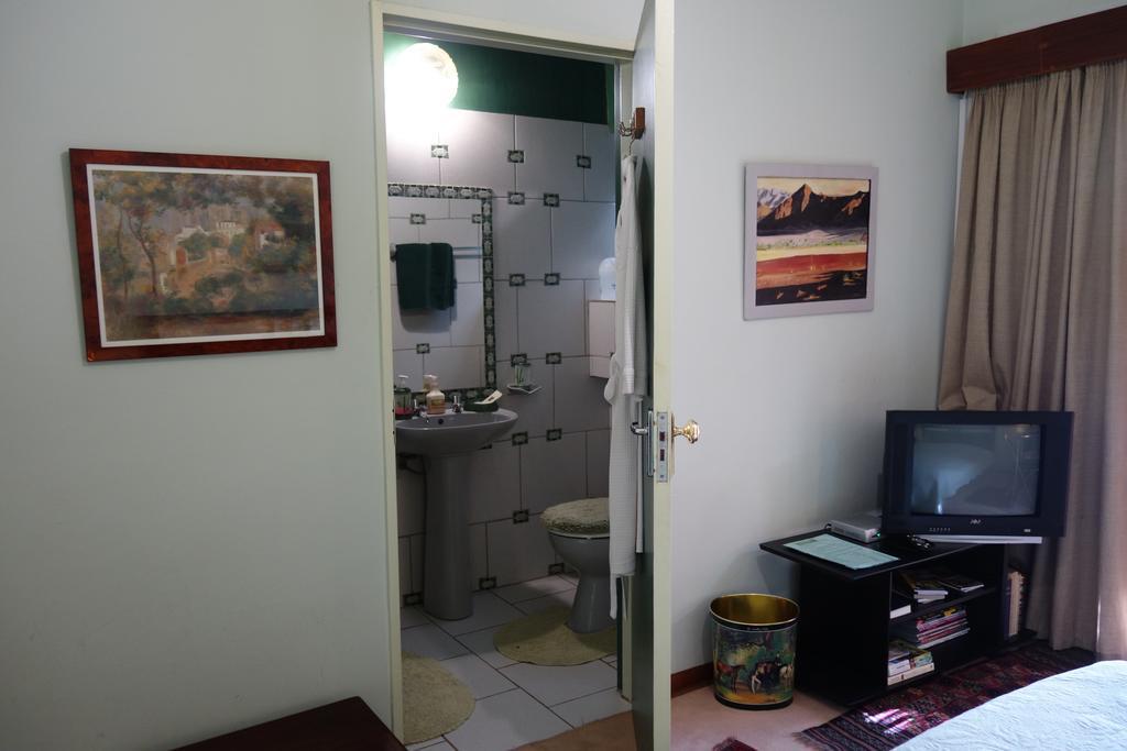 A La Fugue Hotel Upington Exterior photo